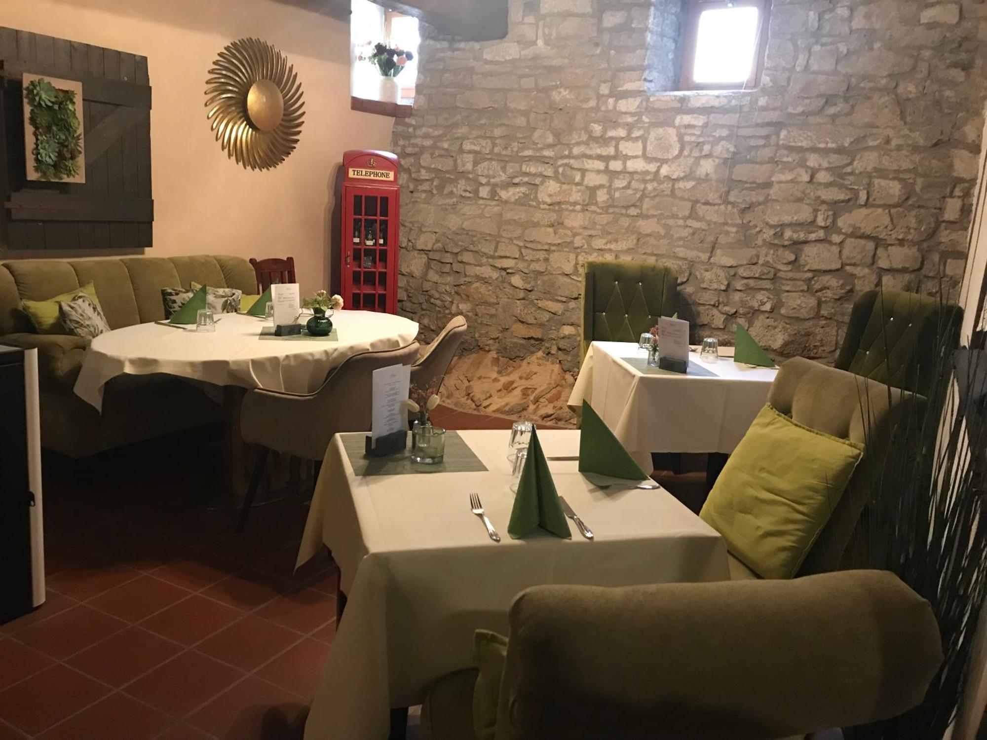 Hotel & Restaurant Sonnenhoefle Sommerhausen Ngoại thất bức ảnh